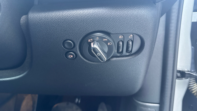 MINI Hatchback 1.5 Cooper Classic II 5dr Auto Petrol Hatchback